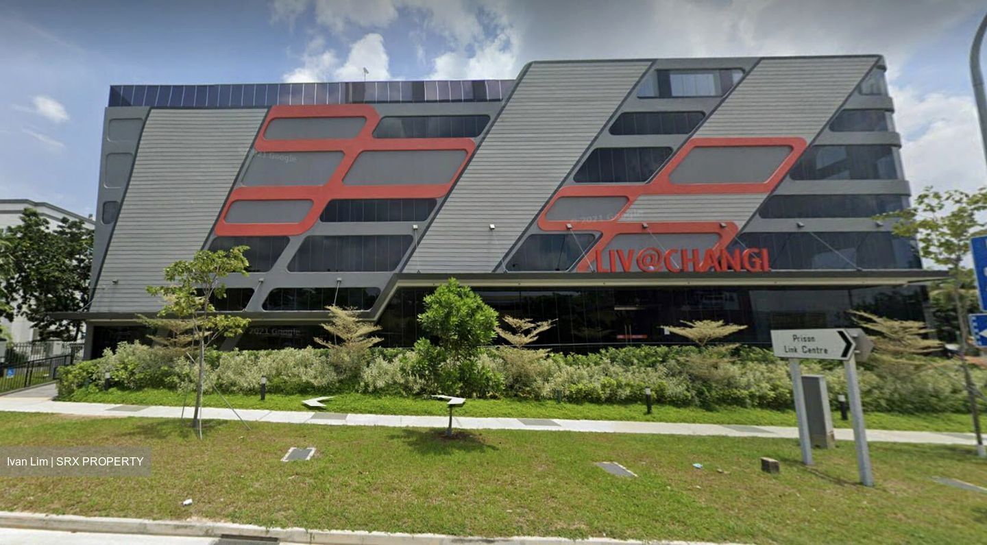 Upper Changi Road North (D17), Shop House #452091271
